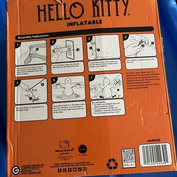 Hello Kitty Orange Inflatable - Picture 2 of 3